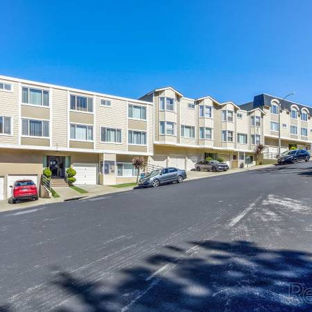 $2,475 / 1hab - 718ft2 - Cerca del parque, Internet de alta velocidad, almacenamiento adicional (Daly City)63826176883713123