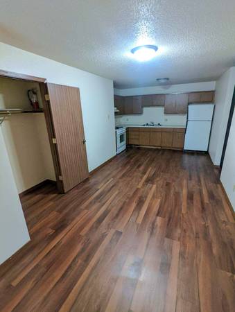 $650 / 1br - 📍 370 E. Birch Ave. #135B – Barron, WI - Available October 6th, 2025 (Barron, WI)63845958618627121