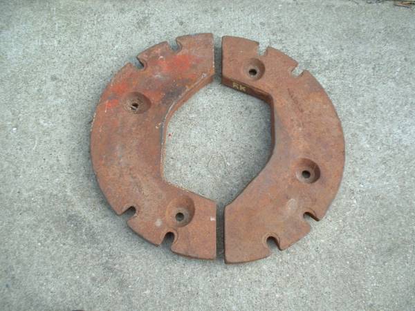 1 Pair Farmall International IH Rear Split Wheel Weights 1