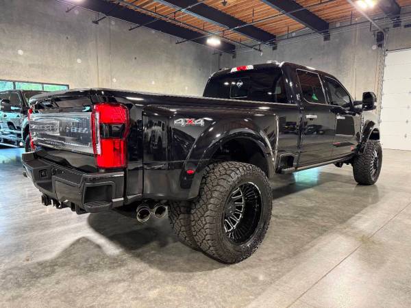 2024 Ford F-450 Super Duty Diesel 4x4 4WD Truck Limited  4dr Crew Cab - $114,900 (Platinum Motors Corp)63438392032003123