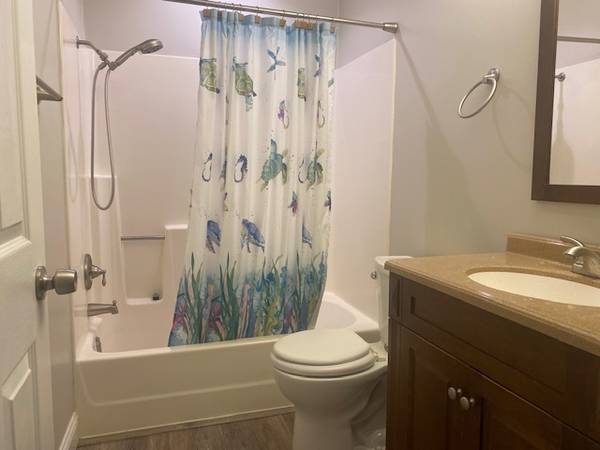 $1,000 / 1br - Alquilar una habitación en una bonita casa unifamiliar en Livermore (dublin / pleasanton / livermore)63824144249859123