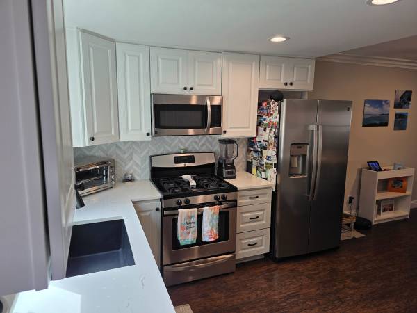 $2,900 / 1br - 822ft2 - One month rental Fully furnished 1 bedroom home in downtown Carlsbad63657108471043123