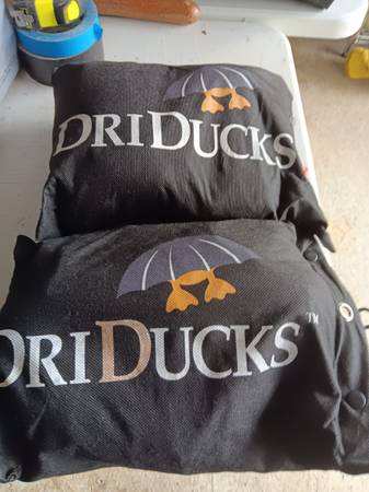 Driduck rain suits 1