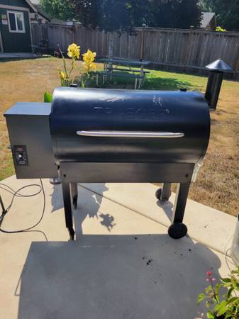 Treager ahumador de pellets de madera, parrilla - $225 (Sublimity)63435591965953122