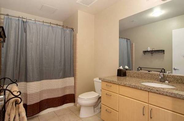$515 / 1 habitación - Acogedora cabaña eficiente: ¡todos los servicios incluidos! (Hollywood)63379781373697121