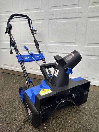 Snow thrower 1