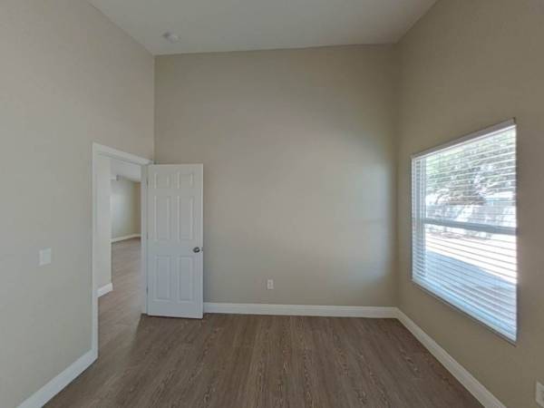 $1,200 / 3br - 1664ft2 - ¡Exactamente lo que tu familia está buscando! ¡Mudate hoy!!! (Las Vegas)63907028499074124