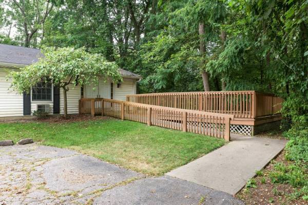 $1,500,000 / 8 habitaciones - 22500 pies² - Apartamentos / conversión (Cleveland)64280842495234122