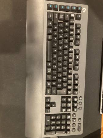 Logitech G613 LIGHTSPEED Wireless Mechanical Gaming Keyboard 1