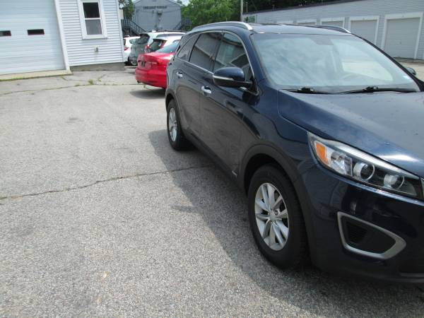 2016 Kia Sorento 4puertas SUV LX AWD 89k 2.4L Automático Azul $9,950 - $9,950 (Derry NH)63615673670915123