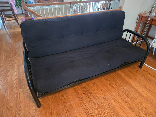 Futon 1