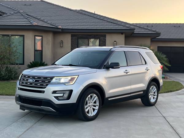 2017 FORD EXPLORER XLT - $15,50063469624637187121