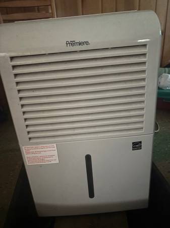 Danby 40 print Dehumidifier. with Door 1