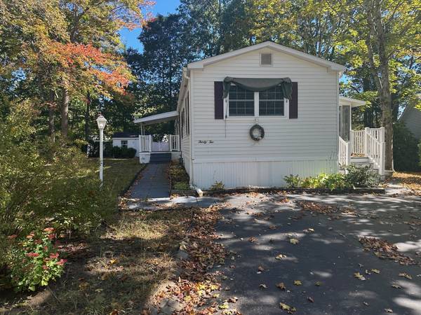 $190,000 / 2br - 1008ft2 - Beautiful Manufactured Home for Sale, Farmwood Village, Sun Community (Dover, NH)63986778515202121
