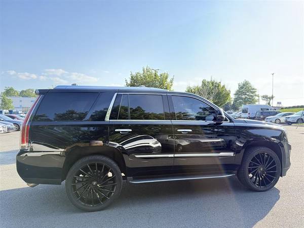 2019 CADILLAC ESCALADE LUXURY - $24,995 (+ Posh Motors LLC)63616305887361123