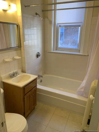 $1,975 Nov. Studio-NO FEE-Free rent-Only 1st nd last -Ht/Hw incl-Cat ok-On T (Allston)63839293097985123