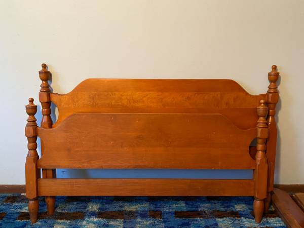 Wood full bed frame 1