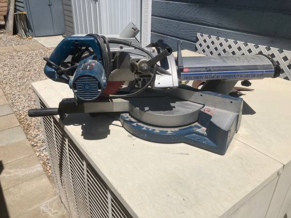 Ryobi 8 1/2" sliding compound miter saw 1