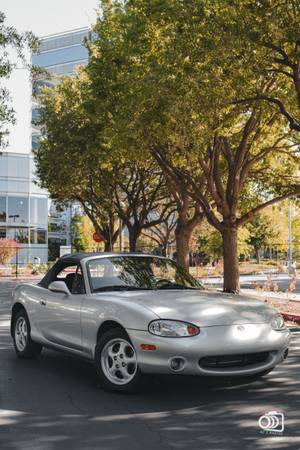 2000 Miata mx-5 1.8 (kilometraje súper bajo) - $17,000 (Milpitas)63438880269315121