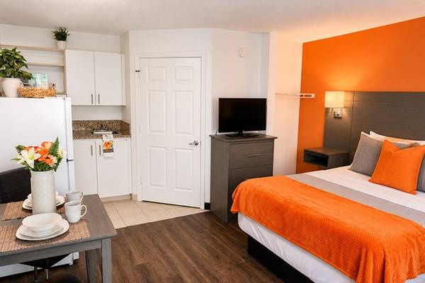 Full Kitchenette with Large Refrigerator 1