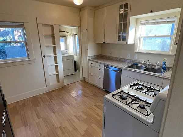 $950 / 2br - 600ft2 - Charming 2 bed 1 bath home! (San Diego, CA)64037220620675124