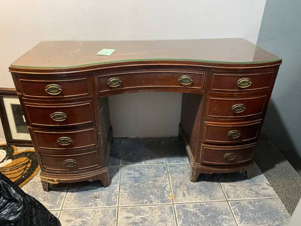 Antique Cherry Desk 1
