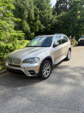 2013 BMW X5 31-I - $9,000 (Highlands)63621786185347121