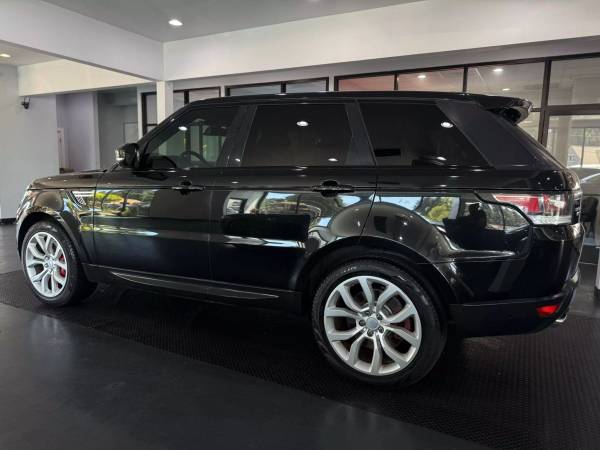 2015 Land Rover Range Rover Sport Supercharged Sport Utility 4D V8, Sp - $18995.0063618455673603124