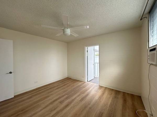 $2,014 / 1br - 494ft2 - ¡Reduzca los costos de mudanza con depósito de $1000 con crédito aprobado! (Makiki)63939396061059121