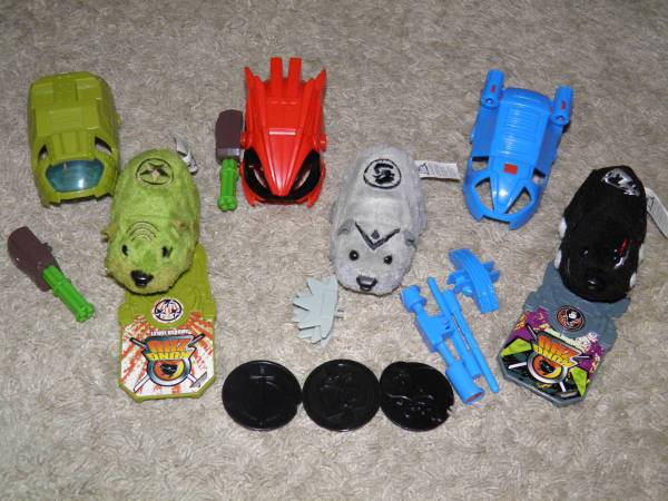 ZhuZhu Pets Kung Zhu Battle Hamsters & Accessories! 1