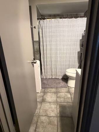 Room for rent 1