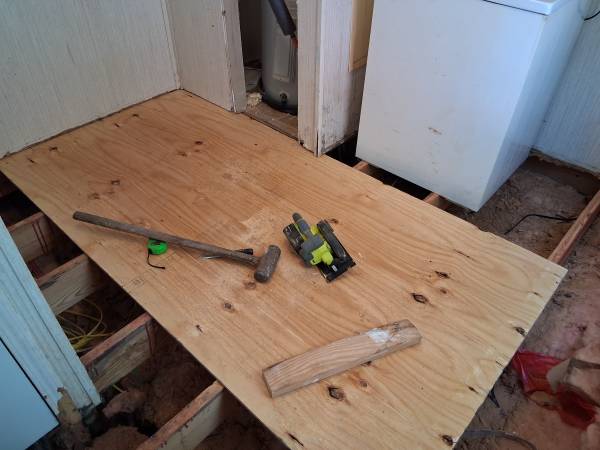 Painter/contractor available 1