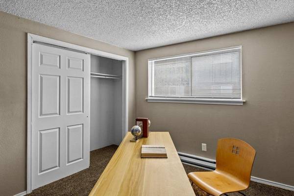 $1,650 / 3br - 1200ft2 - Newly Upgraded/Remodeled - Come enjoy the large space! Specials Today.63787059480835124
