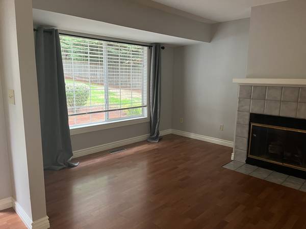 $3800.00 / 4br - 1760ft2 - Recently renovated home in a quiet neighborhood with large yard. Excel63808107034883122