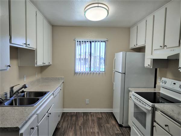 $1,900 / 2br - 890ft2 - 2 Bedrooms 1 Bath Apartment in Palm Springs, CA63668337717505120