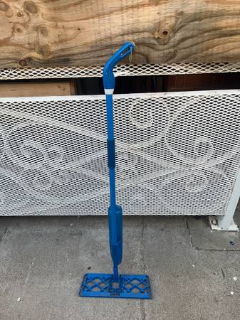 Blue Spray Mop with Flat Head 1