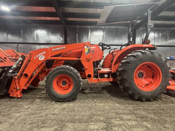 54Hp Kubota Tractor with 3rd Function 1