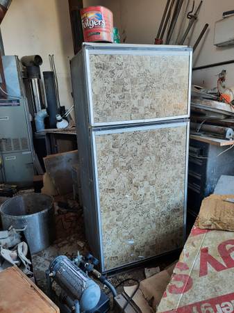 Rv refrigerator electric and propane 1