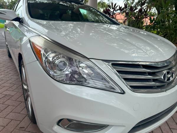 2013 Hyundai Azera Limited 67K Miles - $9,90063470258624003124