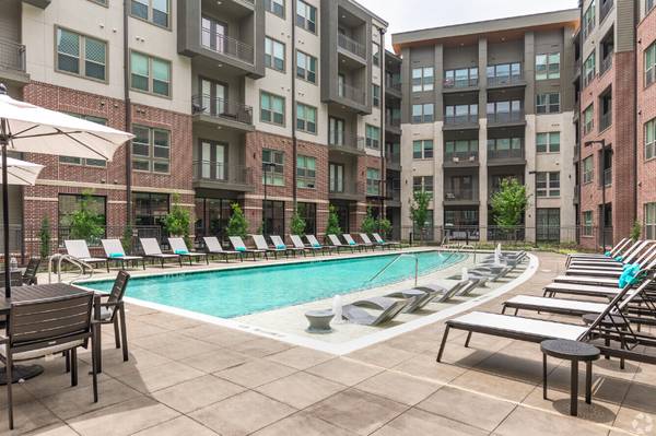 An Upscale and Trendy Apartment in Frisco - 8 WEEKS FREE 1