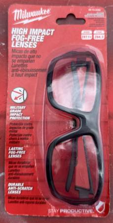 Milwaukee Safety Glasses 1