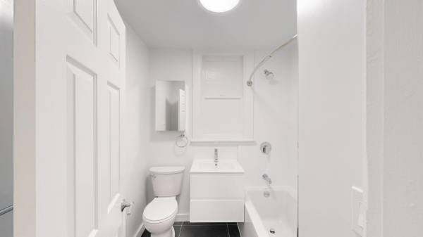 $1,745 / 410ft2 - Updated Spacious Studio Laundry In Building Pet Friendly On Geary St (tenderloin)64000754991619124
