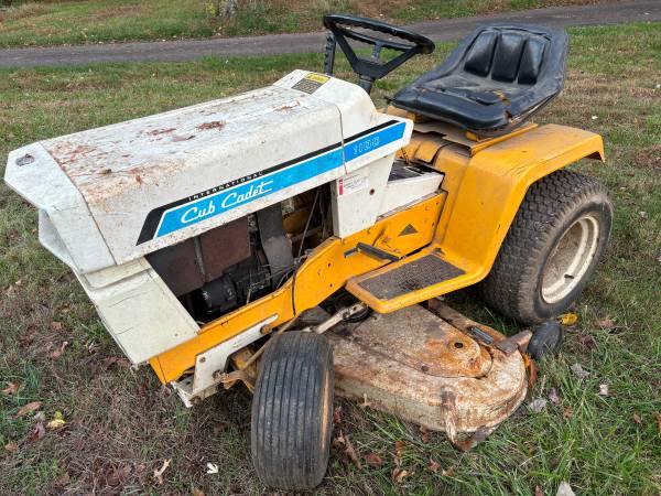 Cub cadet 1100 1