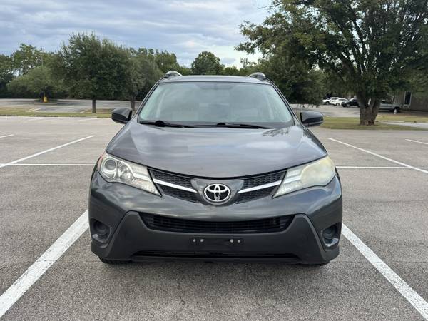 2015 TOYOTA RAV4 LE 2.5L 4CYL FWD 177K MILES SUV BACKUP CAMERA CLEAN - $9,250 (Austin)63439122648449121