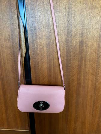 COACH Authentic Crossbody Flap Bag Leather Pink Excellent condition 1