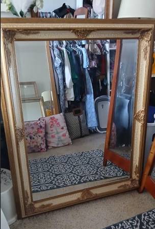 VINTAGE GOLD BEDROOM/LIVING ROOM MIRROR 1