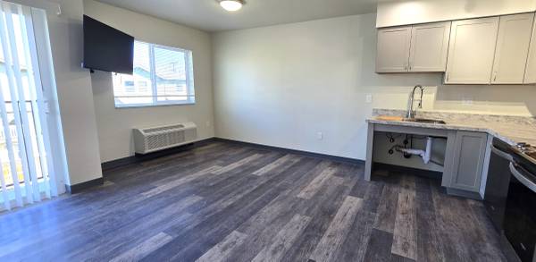 $1.450 / 1 habitación - 553 pies² - ¡Alquiler reducido en este nuevo apartamento de 1 habitación! (Campus)63373573369217122