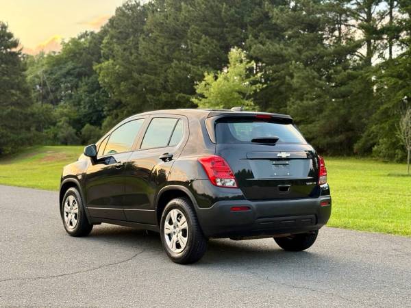 Chevrolet Trax LS sport 2015 - $6,300 (Charlotte)63613444857219122