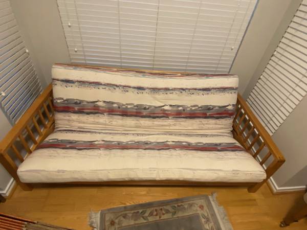 Big futon - Fairfax - FREE! 1