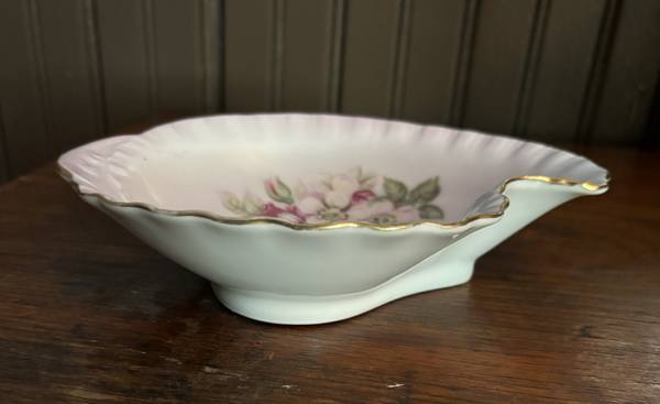Antique floral dish 1